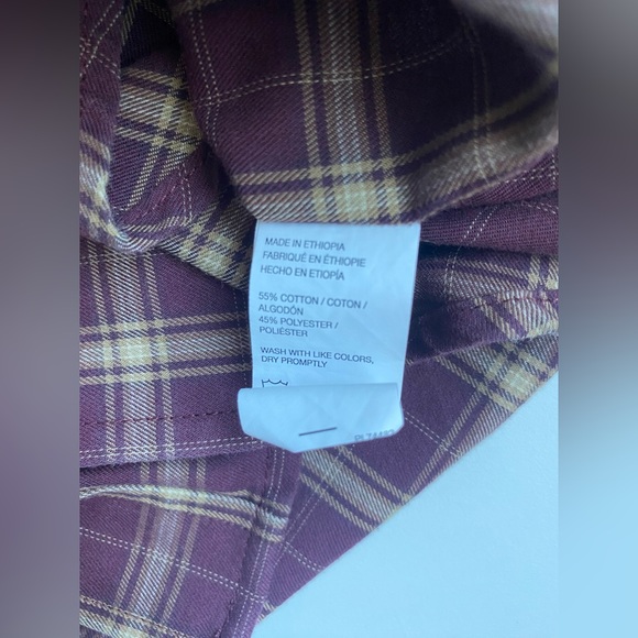 Arrow Men’s Plaid Button Down Shirt - Picture 5 of 5